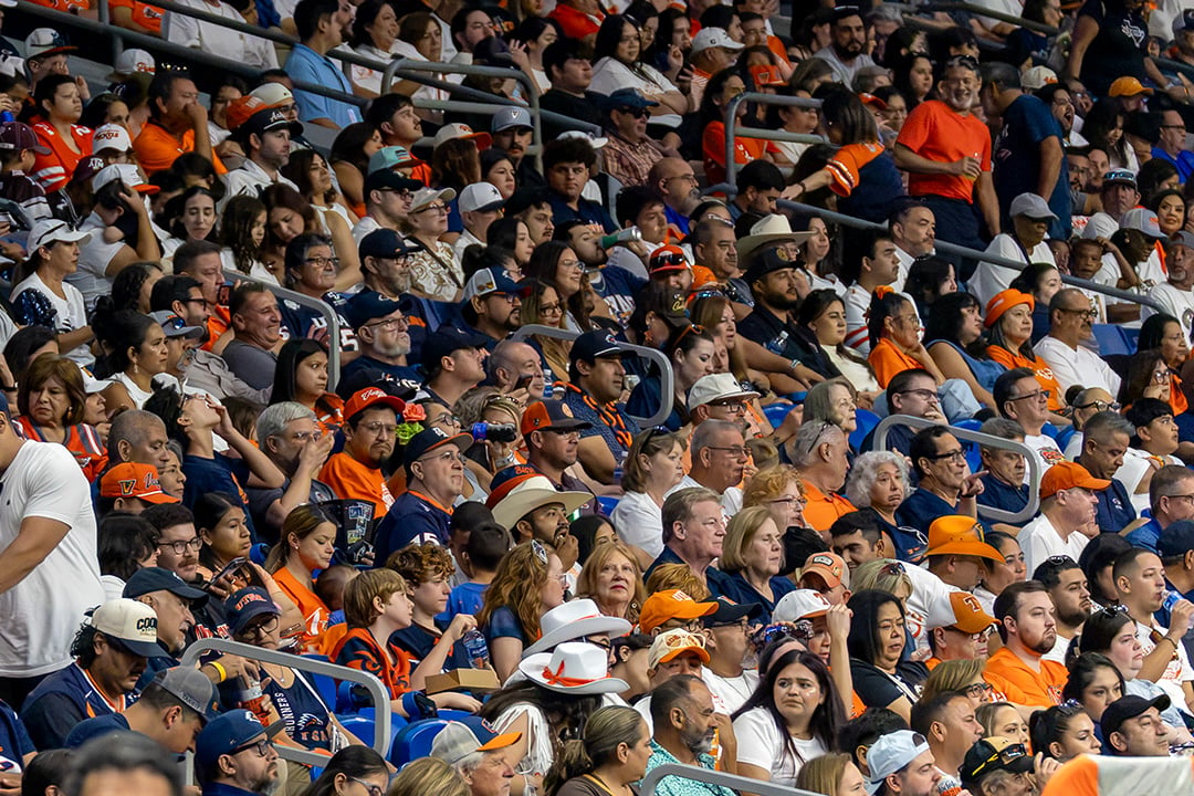 261004 WEB Blog NEWS Vilore UTSA UTSA vs UTRGV Sponsorship IMG_5076 copy