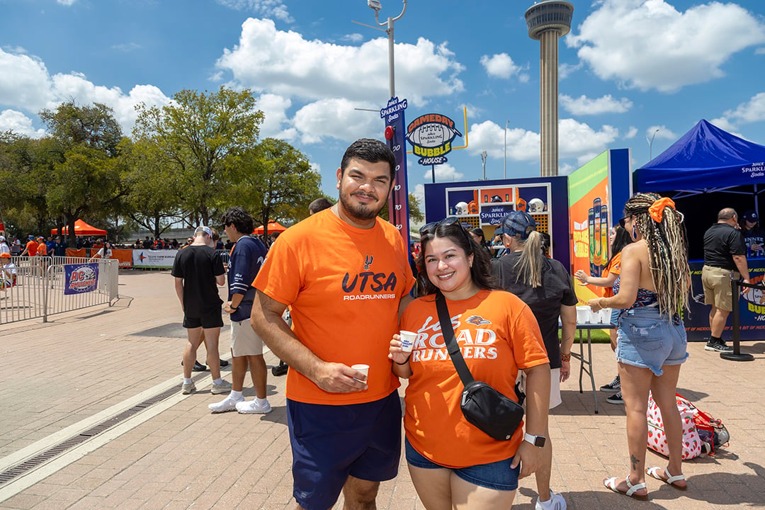 261004 WEB Blog NEWS Vilore UTSA vs UTRGV Sponsorship IMG_4254 copy